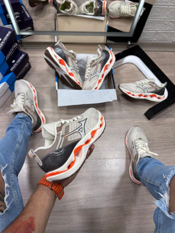 Mizuno Wave Stratos Off White Laranja Atacado - Imagem 3